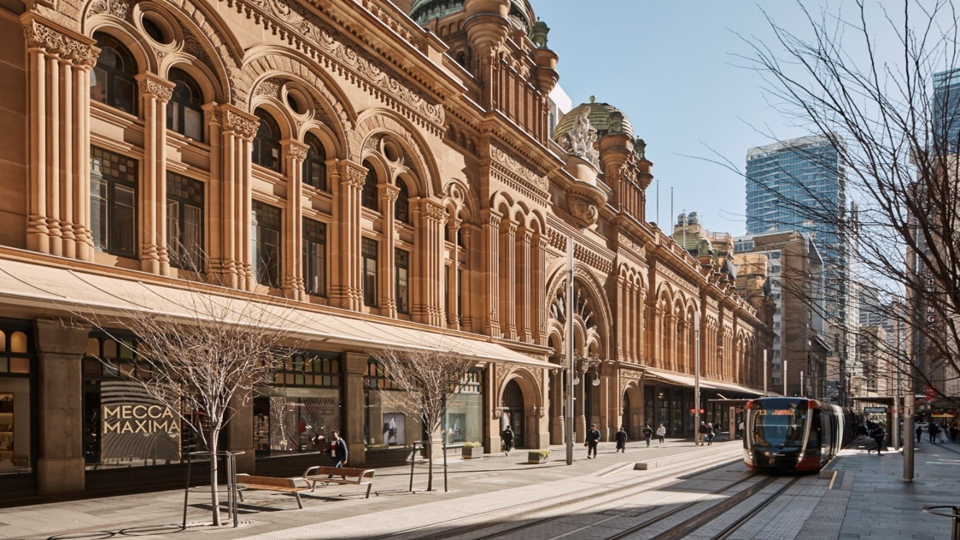 Heritage Shopping & Architectural Wonders