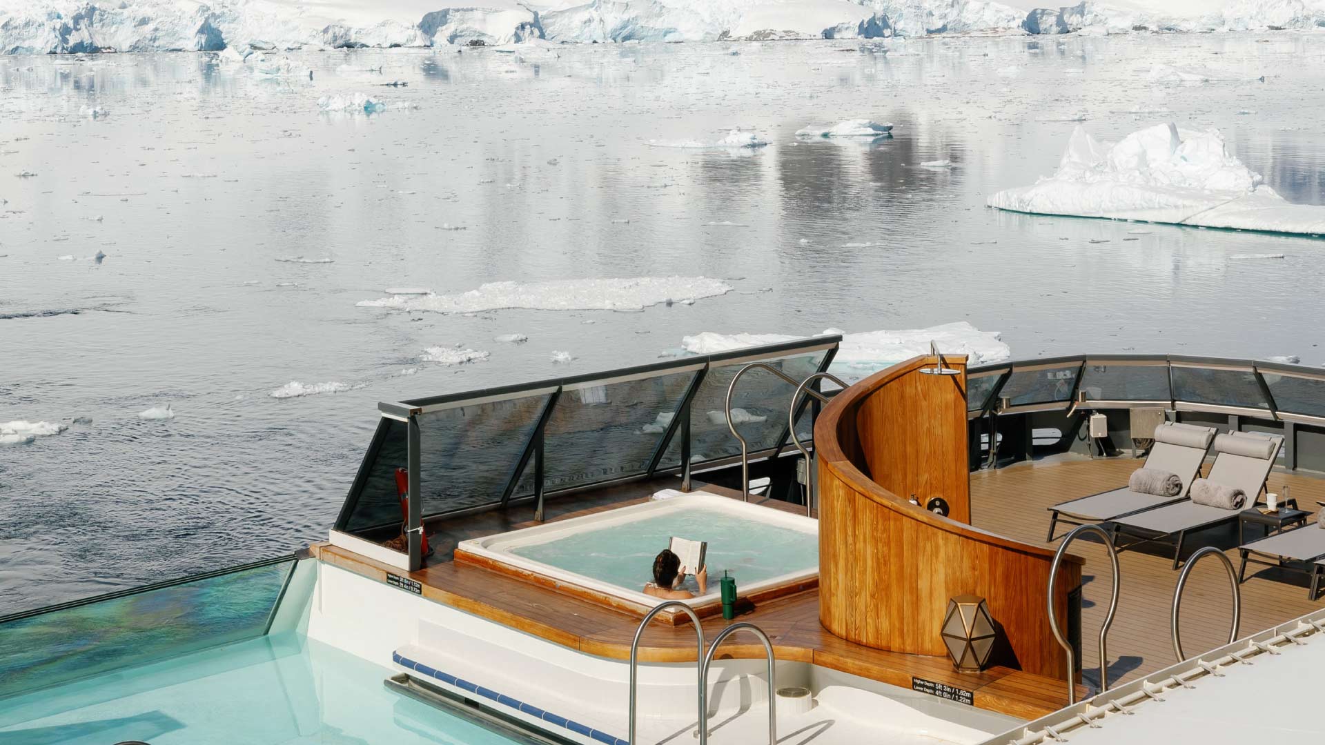 11 Days 10 Nights
The Great White Continent